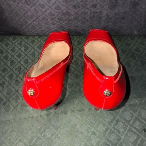 Stuart Weitzman Red Patent Leather Heels - Picture 5 of 16
